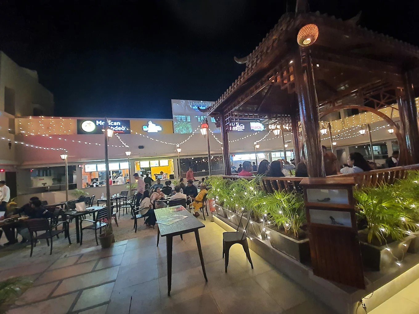 Highway 10 Food Court Jamnagar Family Hangout Destination