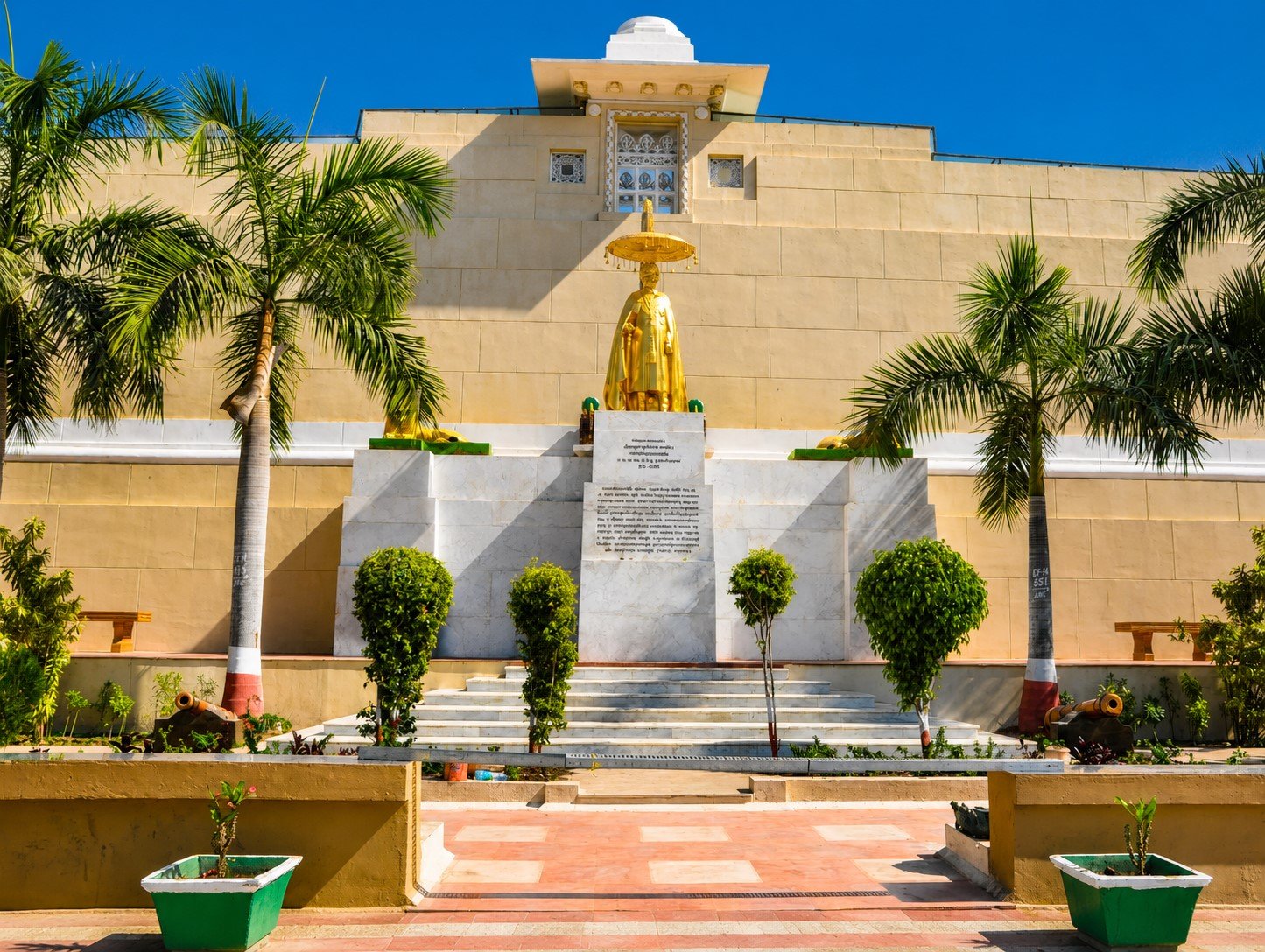 Lakhota Palace & Museum Jamnagar | History, Timings & Visitor Guide
